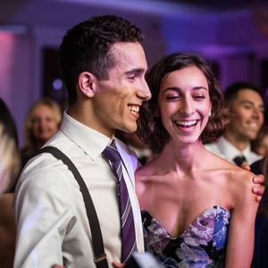 Meet your Posher, Maya